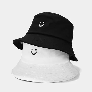 2021 Klassikaline Must Valge Naeratus Nägu Kopp Müts Väljas Panama Harajuku Kalapüügi Nucket Mütsid Naine Mees Unisex Vabaaja Kork